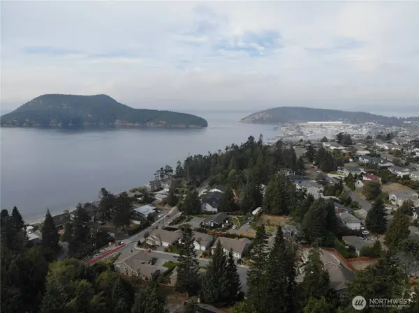 4408 Anaco Beach RD, Anacortes, WA 98221