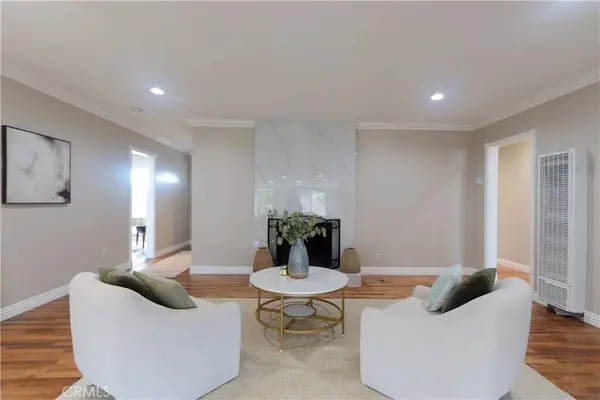 1023 W 186th ST, Gardena, CA 90248