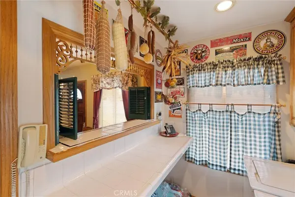 5502 E Pageantry, Long Beach, CA 90808