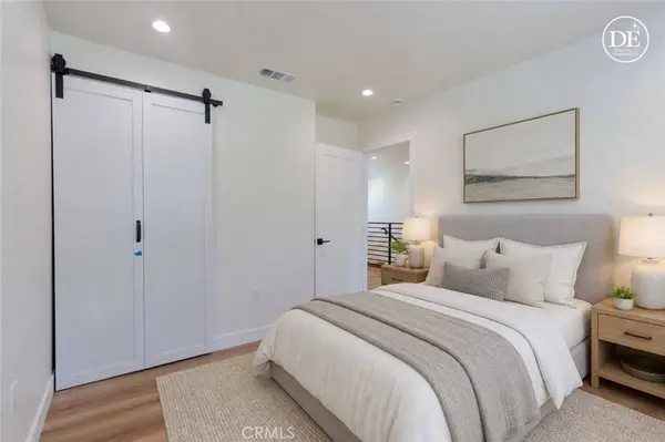 5221 E Willow, Long Beach, CA 90815