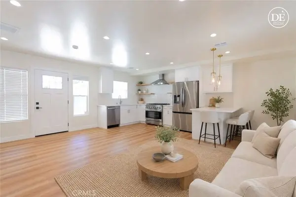 5221 E Willow, Long Beach, CA 90815