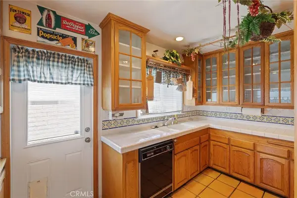 5502 E Pageantry, Long Beach, CA 90808