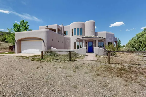 10 FRANCISCO RD, Cedar Crest, NM 87008