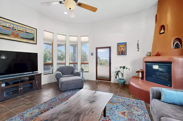 10 FRANCISCO RD, Cedar Crest, NM 87008