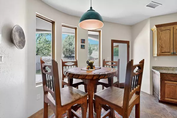 10 FRANCISCO RD, Cedar Crest, NM 87008