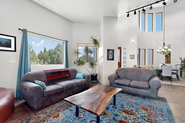 10 FRANCISCO RD, Cedar Crest, NM 87008