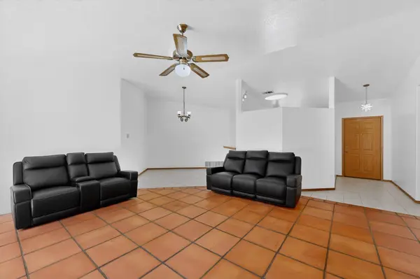 4953 TB Catron AVE NW, Albuquerque, NM 87114