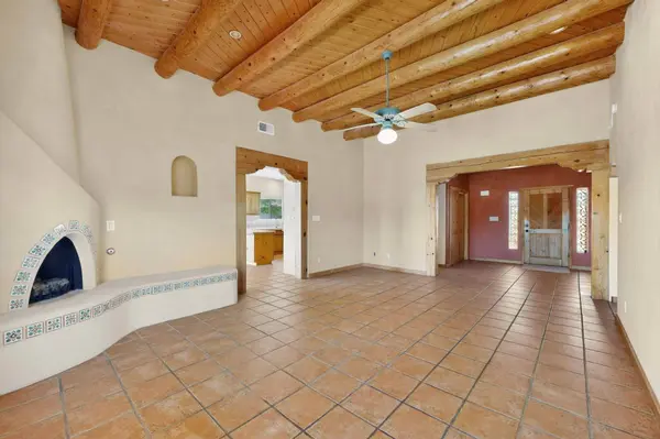 1340 Acapulco RD NE, Rio Rancho, NM 87144