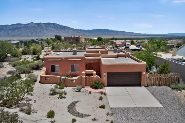 1340 Acapulco RD NE, Rio Rancho, NM 87144
