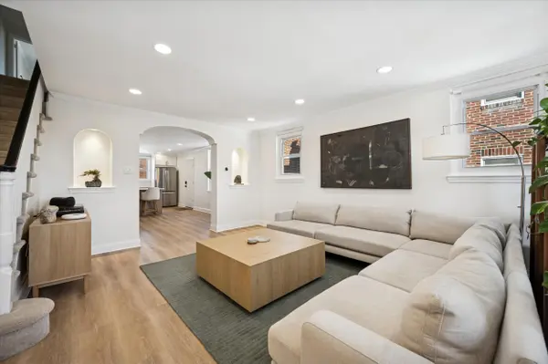 935 E Slocum St, Philadelphia, PA 19150-3607