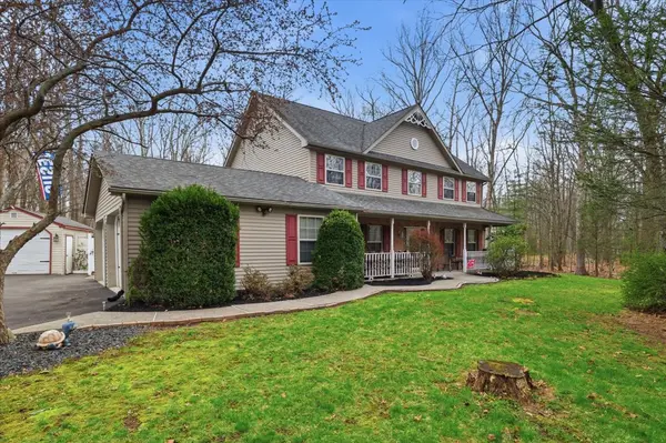 9 Hickory Dr, East Stroudsburg, PA 18301-8896