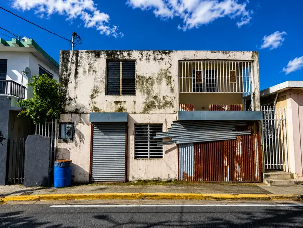 15 Ramirez de Arrellano Street, Manati, Rico 00674