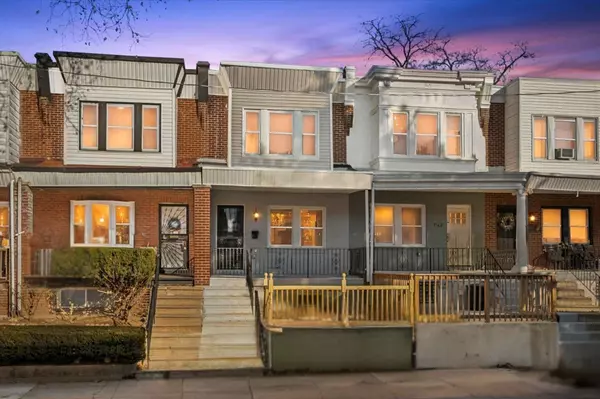 6733 N Woodstock St, Philadelphia, PA 19138-2621