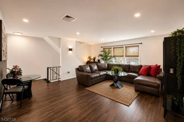 450-452 Edmund Ave #8, Paterson City, NJ 07502