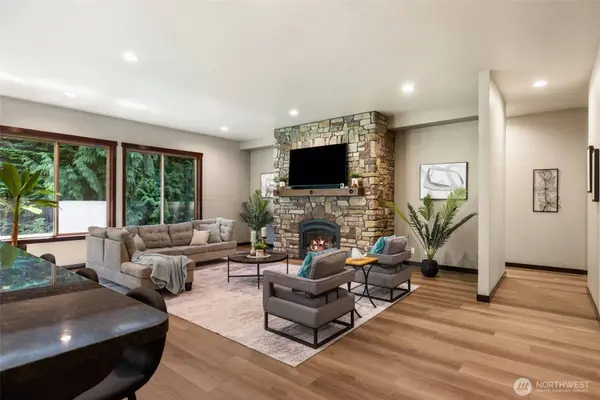 9033 108th ST NE, Arlington, WA 98223