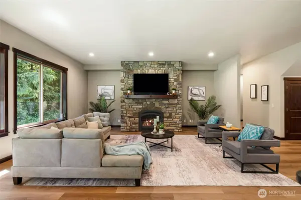 9033 108th ST NE, Arlington, WA 98223