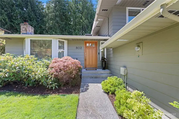 802 105th PL SE, Everett, WA 98208