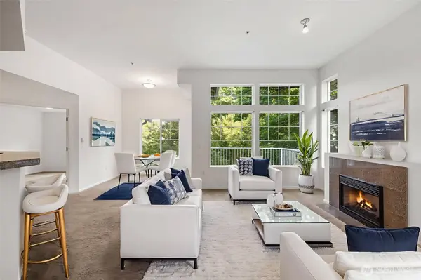 21026 40th PL S #L6, Seatac, WA 98198