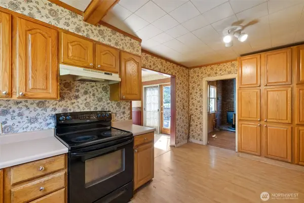 8033 Skipley RD, Snohomish, WA 98290