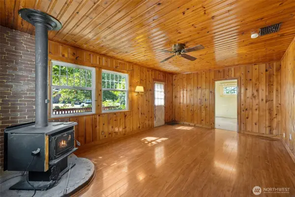 8033 Skipley RD, Snohomish, WA 98290