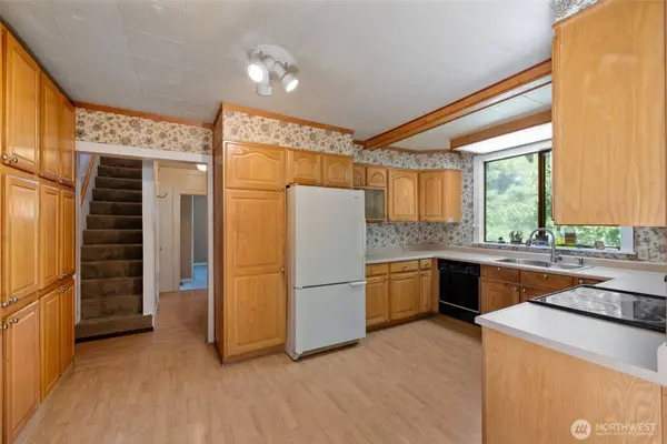 8033 Skipley RD, Snohomish, WA 98290