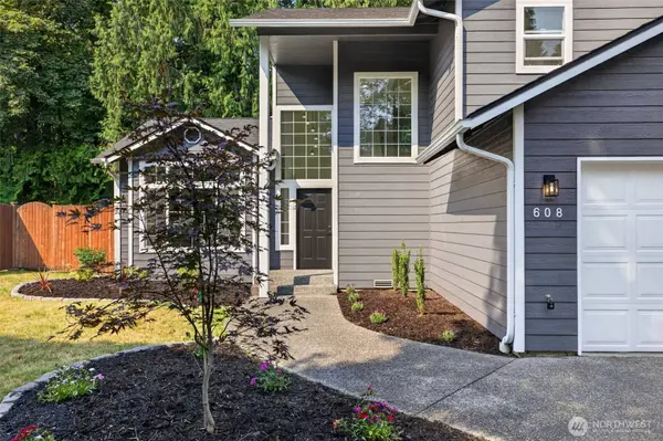 608 123rd AVE NE, Lake Stevens, WA 98258