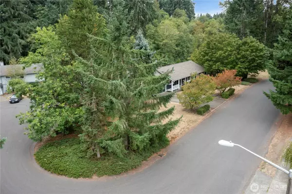 9626 Mallard DR SE, Olympia, WA 98513