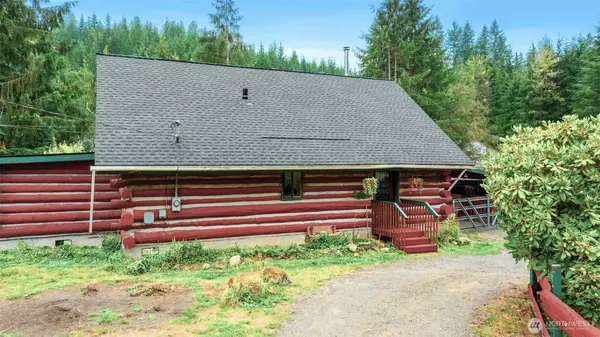 21916 Bench DR, Granite Falls, WA 98252