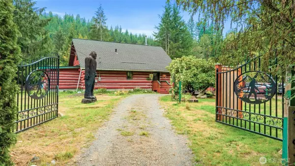 21916 Bench DR, Granite Falls, WA 98252