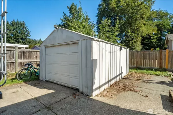 9113 Wildwood AVE SW, Lakewood, WA 98498