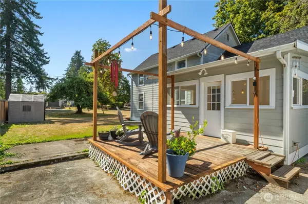 9113 Wildwood AVE SW, Lakewood, WA 98498