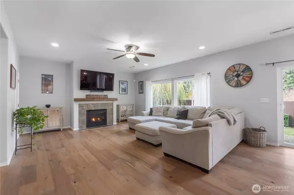 18404 100th Street Ct E, Bonney Lake, WA 98391