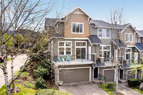 1697 NE Juneberry ST, Issaquah, WA 98029
