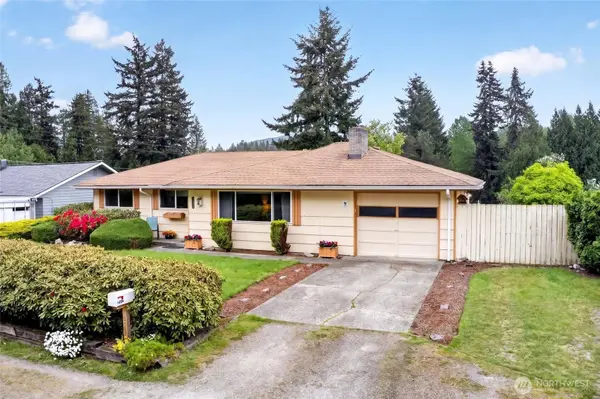12810 162nd AVE SE, Renton, WA 98059