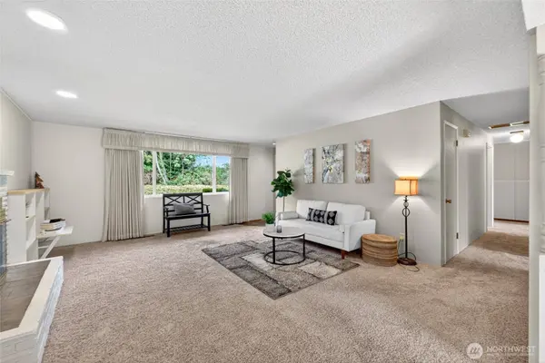 12810 162nd AVE SE, Renton, WA 98059