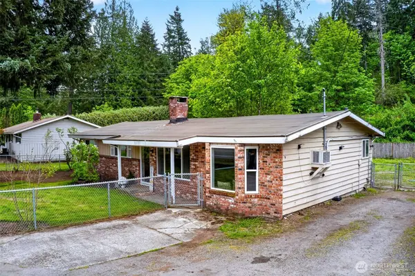 19517 SE Covington Sawyer, Kent, WA 98042