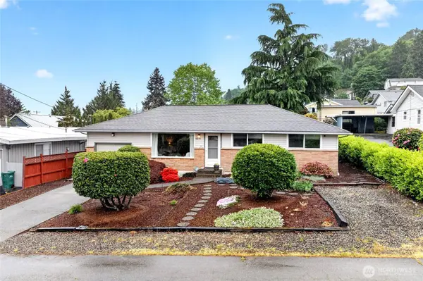 8035 S 116th ST, Seattle, WA 98178