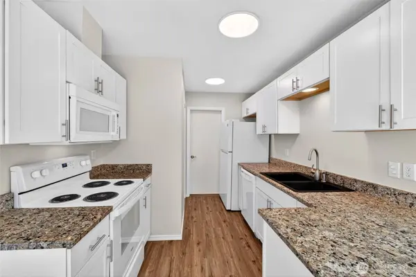 7418 207th AVE E, Bonney Lake, WA 98391