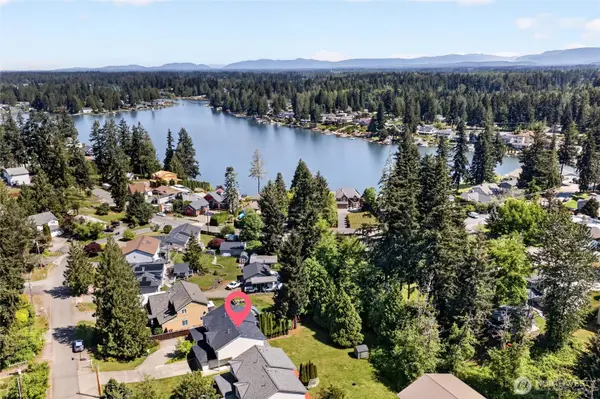 7418 207th AVE E, Bonney Lake, WA 98391
