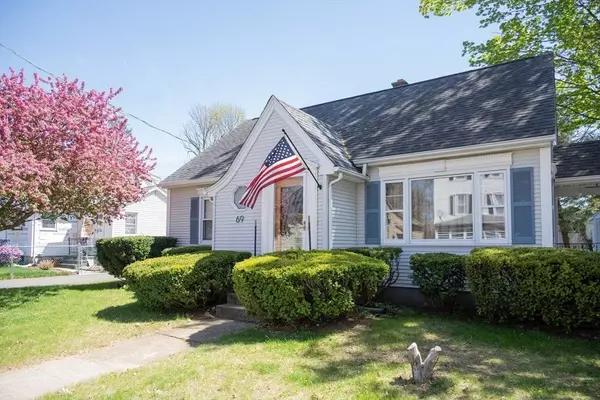 69 Lafayette St, Chicopee, MA 01020