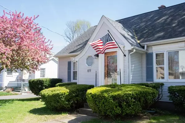 69 Lafayette St, Chicopee, MA 01020