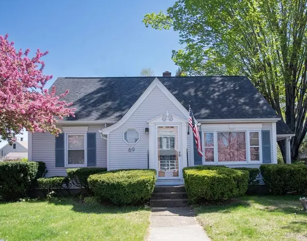 69 Lafayette St, Chicopee, MA 01020