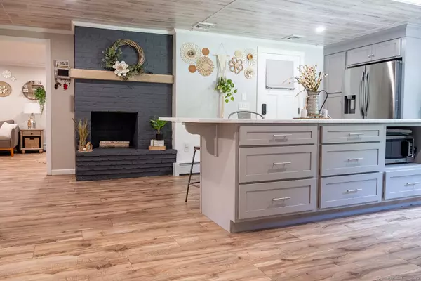 3 Olde Salem Drive, Somers, CT 06071