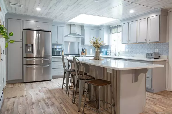 3 Olde Salem Drive, Somers, CT 06071