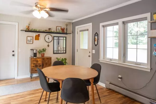 26 Deepwoods Dr, Westfield, MA 01085