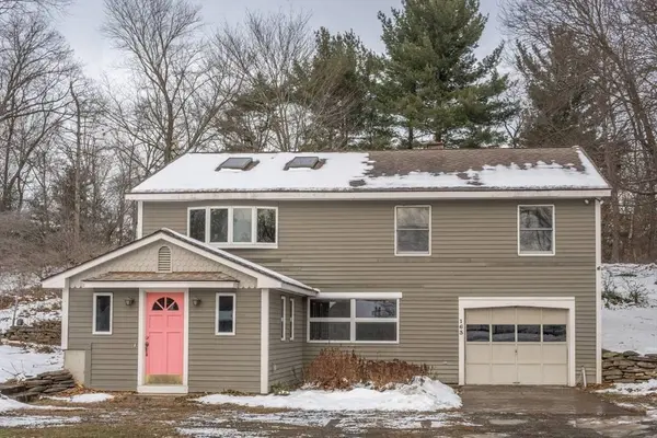 163 Prospect St Ext, Westfield, MA 01085