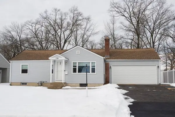 134 Lukasik St, Chicopee, MA 01020