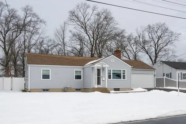 134 Lukasik St, Chicopee, MA 01020
