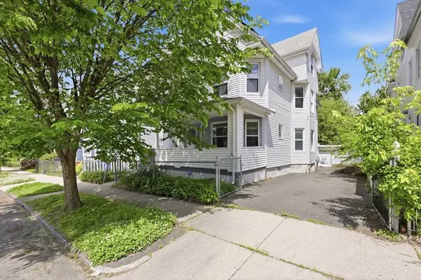 181-183 Northampton Ave, Springfield, MA 01109