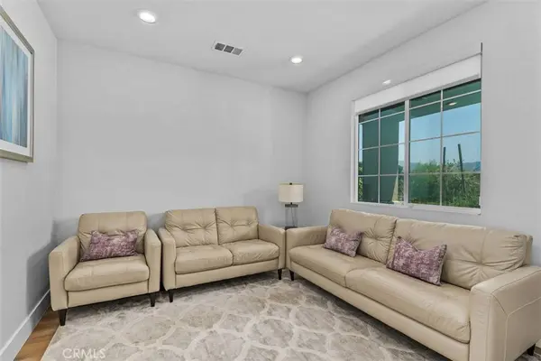 26407 Towhee LN, Corona, CA 92883